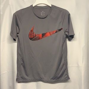 Nike Boys Dri-Fit Shirt- XL